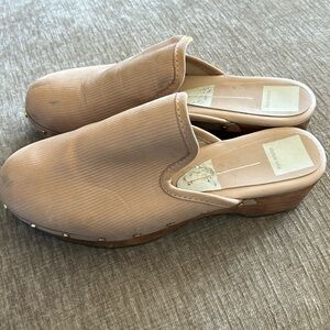 Dolce vita clogs size 8.5